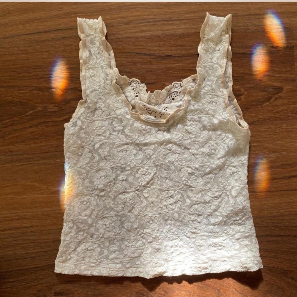gorgeous vintage 90s sheer creamy floral lace tank with scallop ribbed trim